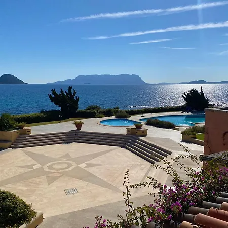 Luxury Ginepro Sea View With Common Swimming Pool Just 50 Mt From The * Golfo Aranci