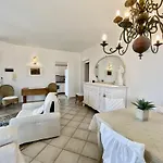 Luxury Ginepro Sea View With Common Swimming Pool Just 50 Mt From The Apartament