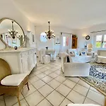 Apartament Luxury Ginepro Sea View With Common Swimming Pool Just 50 Mt From The *