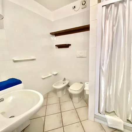 Luxury Ginepro Sea View With Common Swimming Pool Just 50 Mt From The Lejlighed Golfo Aranci