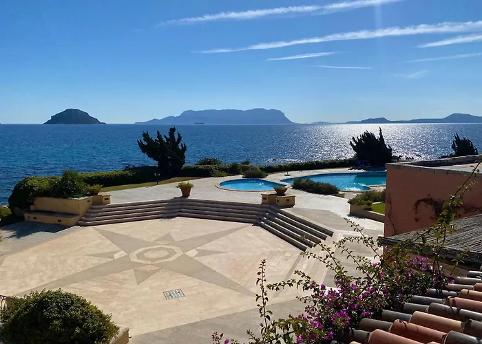 Luxury Ginepro Sea View With Common Swimming Pool Just 50 Mt From The * Golfo Aranci